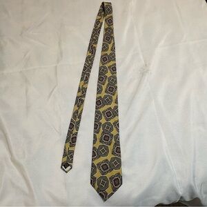 Sheaf & Caber Elegant Yellow with Red and Gray Geometric Medallion Pattern Tie